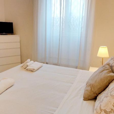 Bbhome Stylish Gold Apartment Near Trastevere Station Рим Экстерьер фото