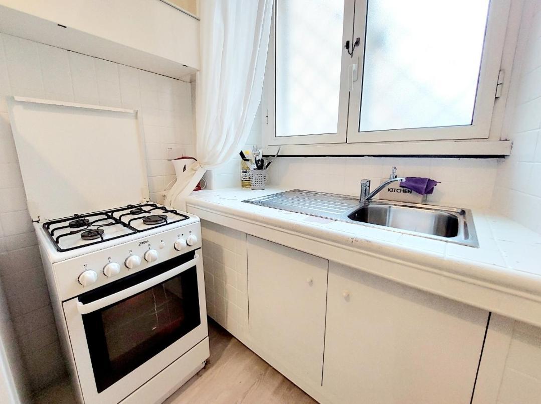 Bbhome Stylish Gold Apartment Near Trastevere Station Рим Экстерьер фото