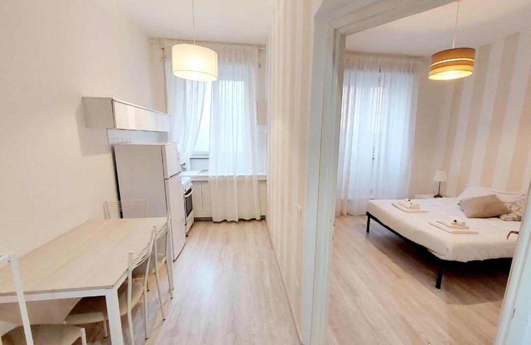 Bbhome Stylish Gold Apartment Near Trastevere Station Рим Экстерьер фото