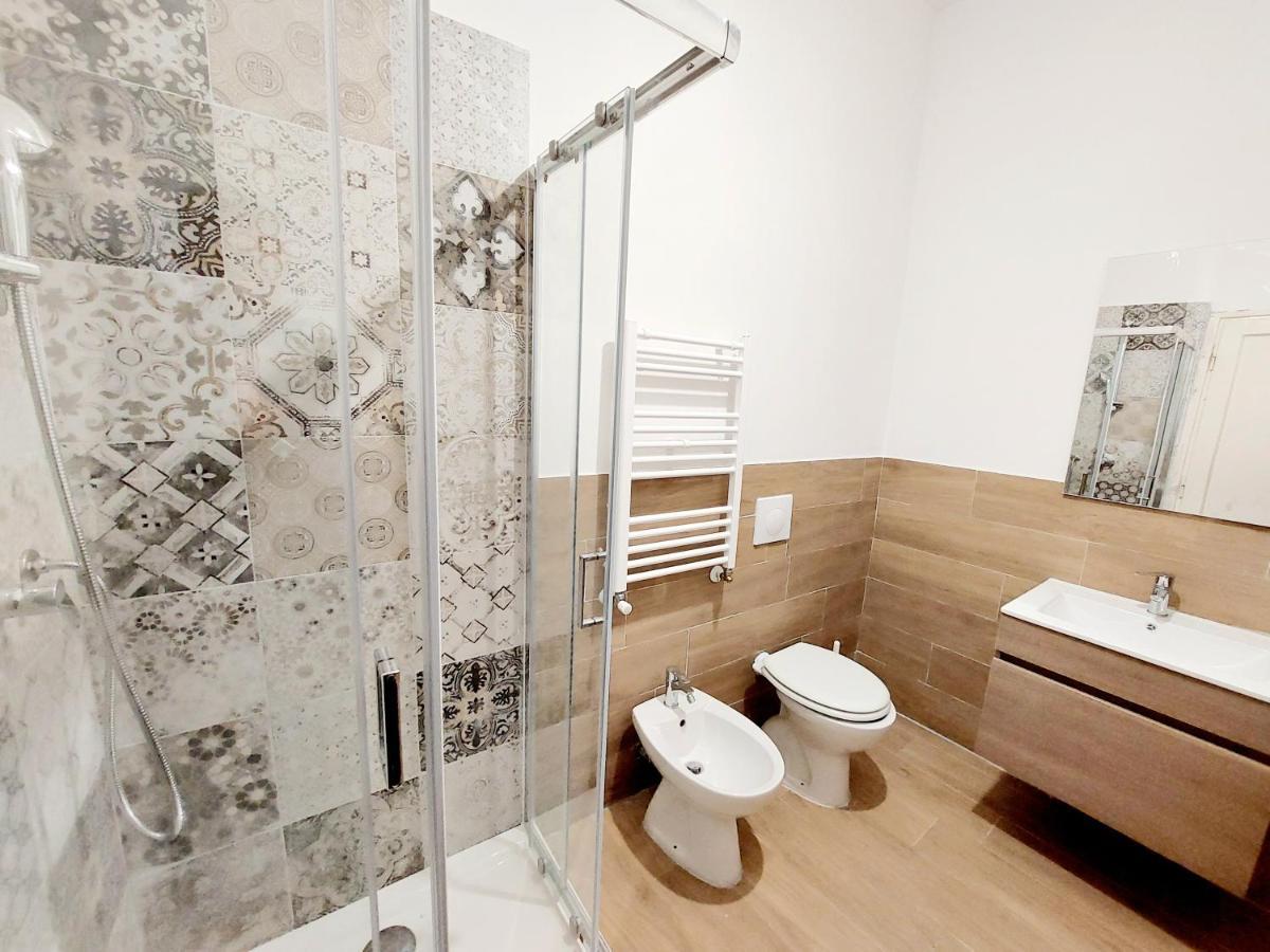 Bbhome Stylish Gold Apartment Near Trastevere Station Рим Экстерьер фото
